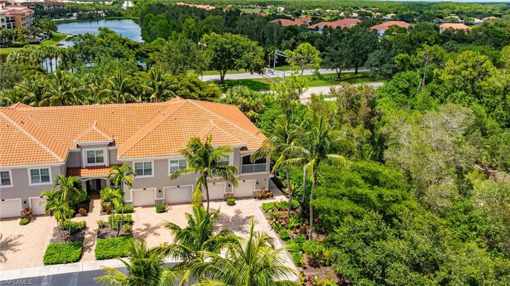 23421 Alamanda DR # 204, ESTERO FL 34135-36