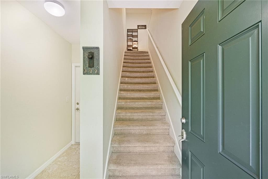 23421 Alamanda DR # 204, ESTERO FL 34135-34