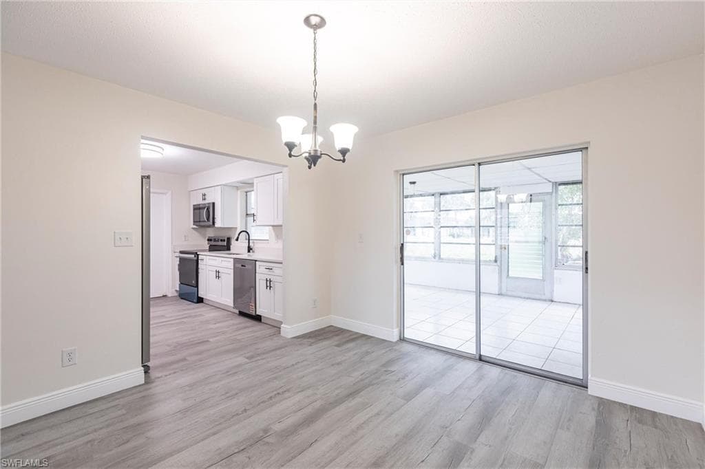 818 Gardenside CT, LEHIGH ACRES FL 33936-12