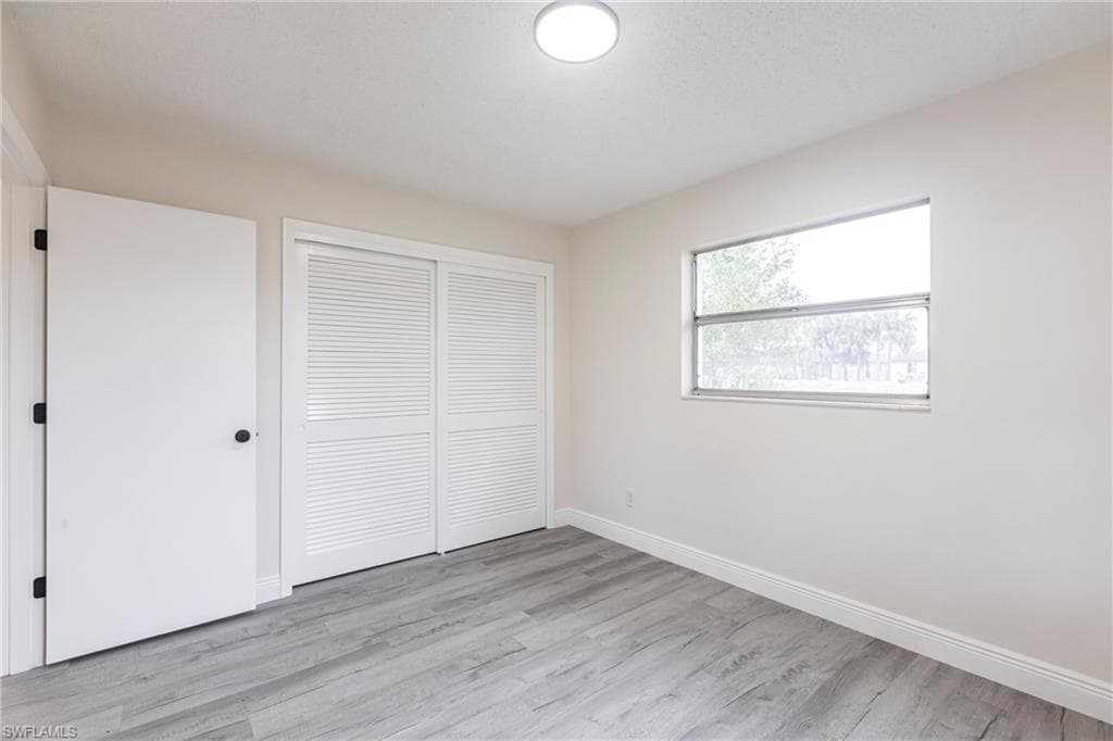 818 Gardenside CT, LEHIGH ACRES FL 33936-16