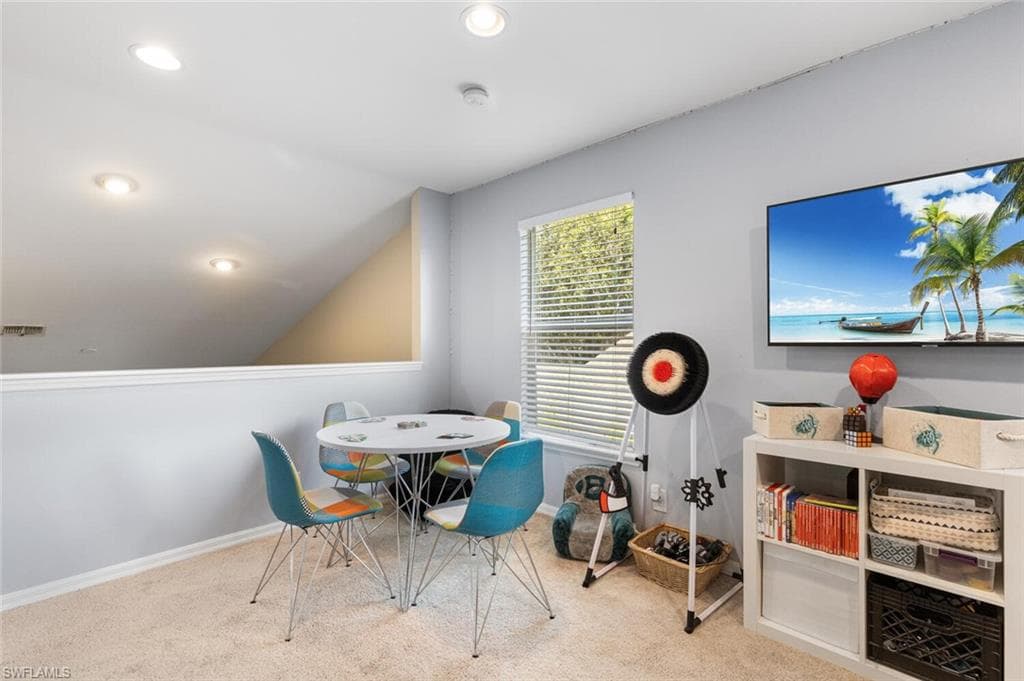 109 Burnt Pine DR, NAPLES FL 34119-29