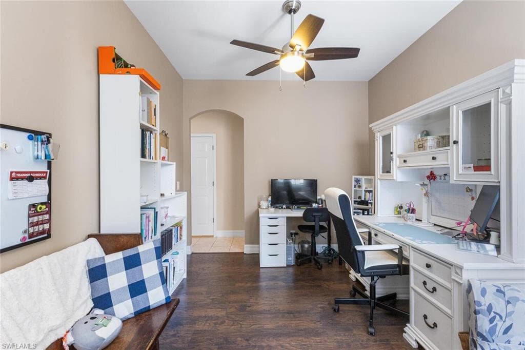 109 Burnt Pine DR, NAPLES FL 34119-39