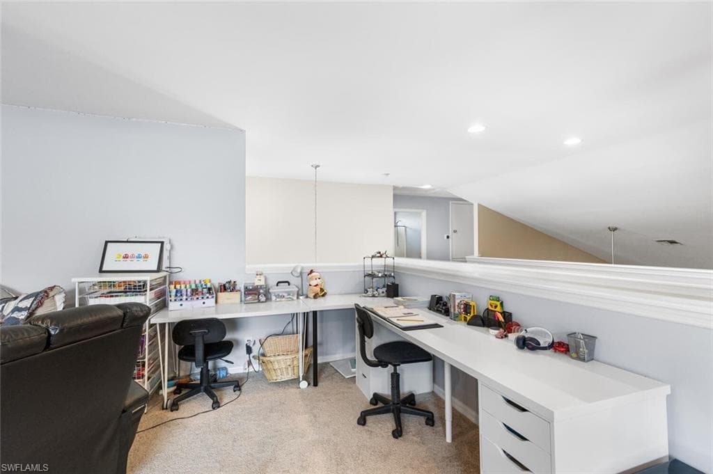 109 Burnt Pine DR, NAPLES FL 34119-28