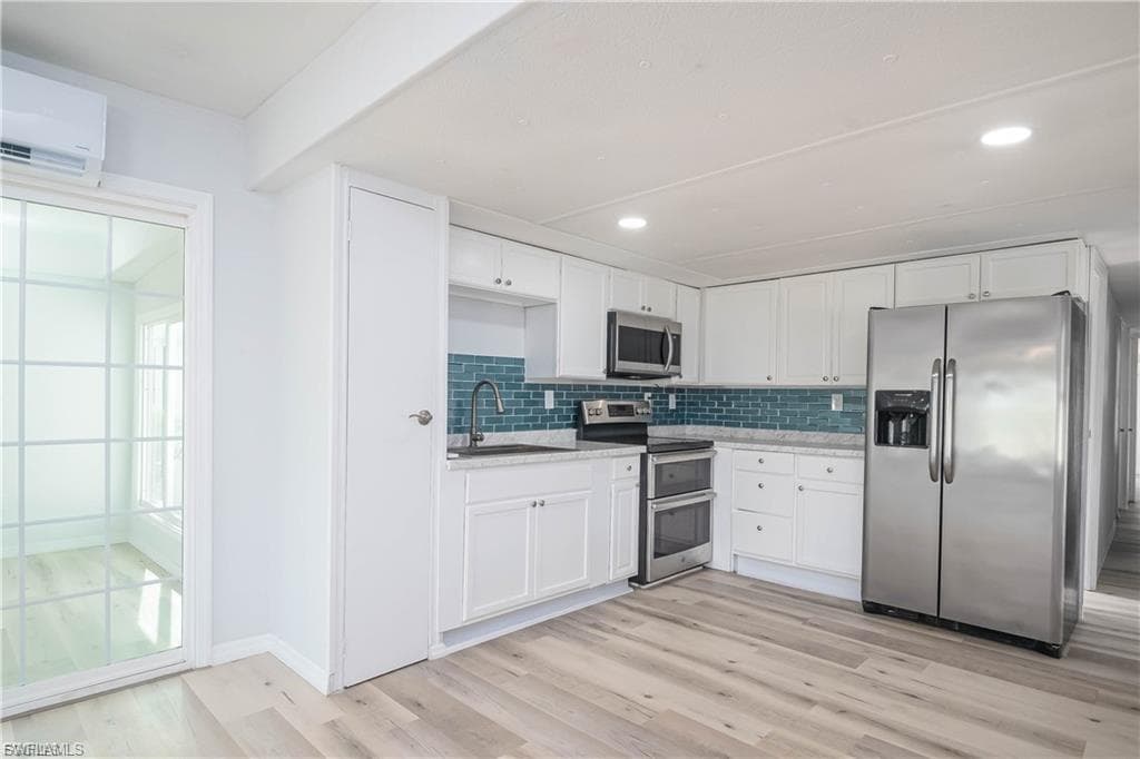 19 Garden DR, FORT MYERS FL 33908-1