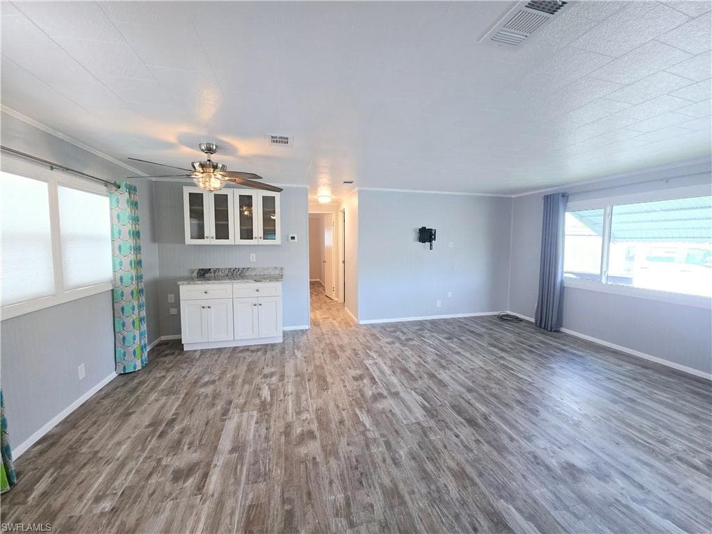 130 Enchanting BLVD # 130, NAPLES FL 34112-2