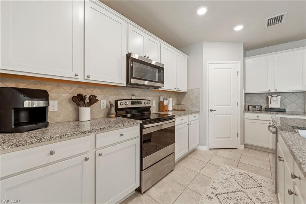 10775 Marlberry WAY, NORTH FORT MYERS FL 33917-17