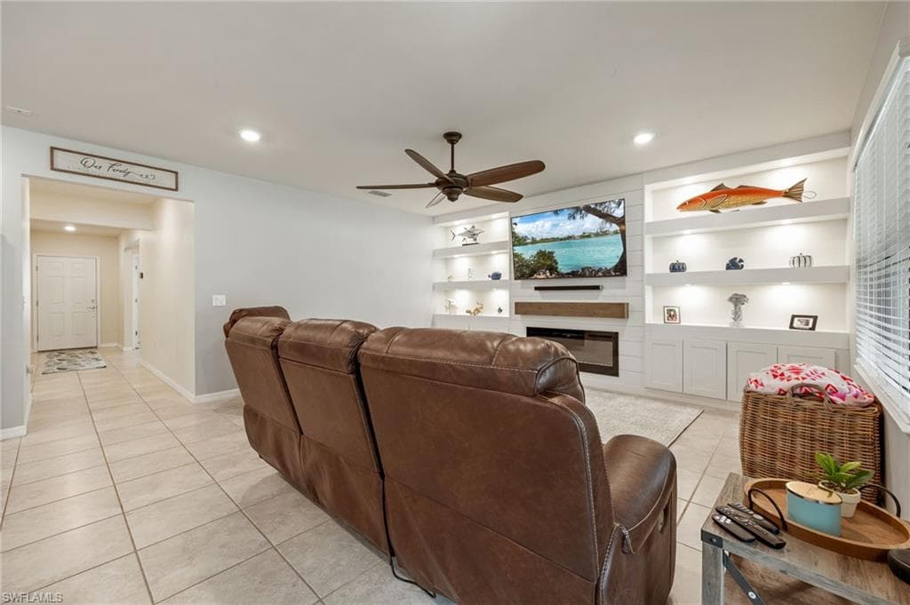 10775 Marlberry WAY, NORTH FORT MYERS FL 33917-10