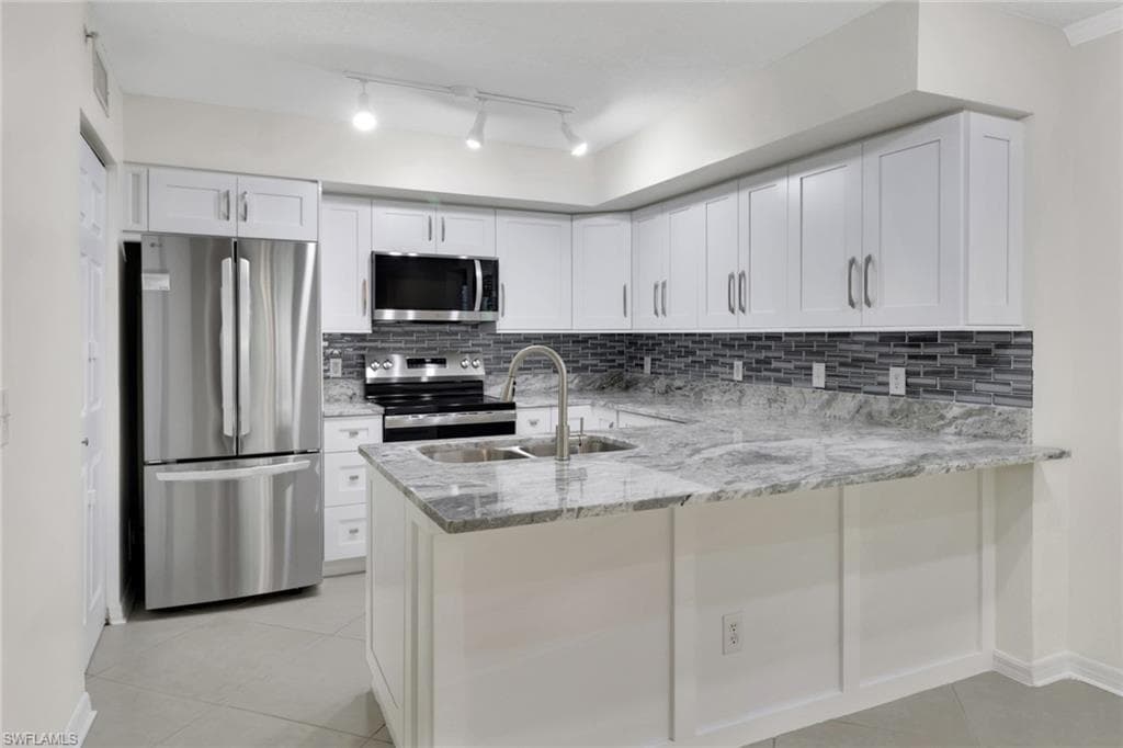 8635 River Homes LN # 107, BONITA SPRINGS FL 34135-1