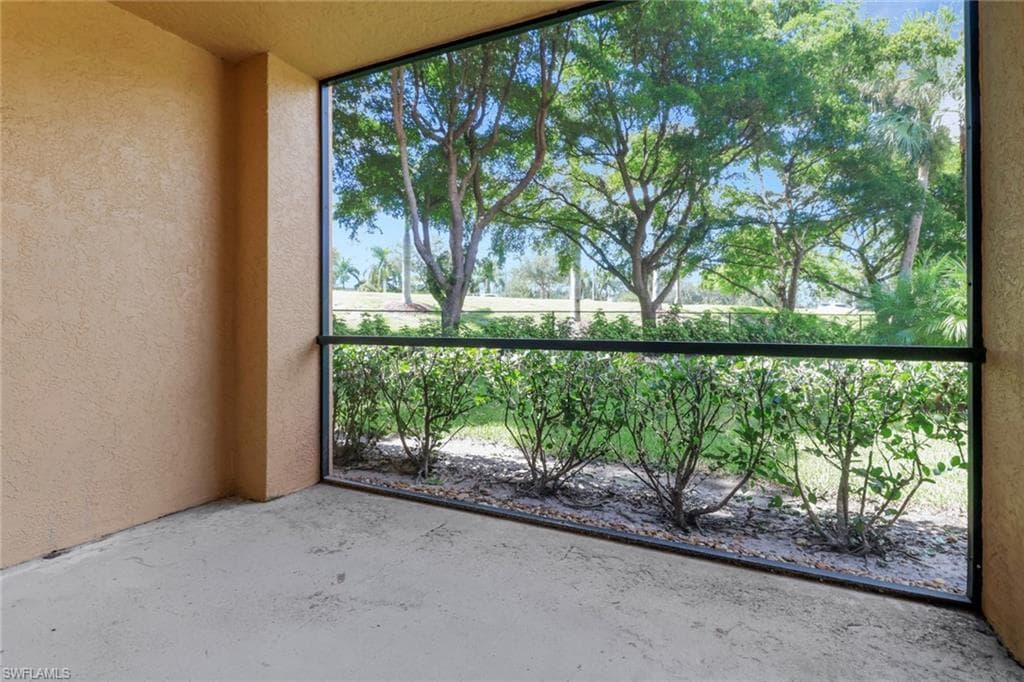 8635 River Homes LN # 107, BONITA SPRINGS FL 34135-12