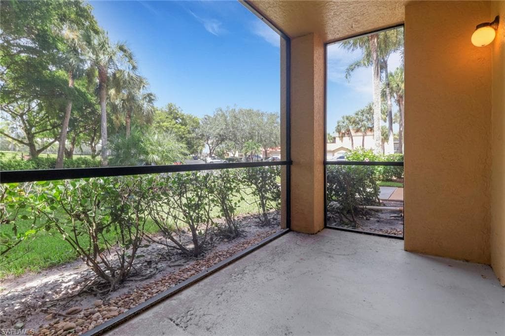 8635 River Homes LN # 107, BONITA SPRINGS FL 34135-13