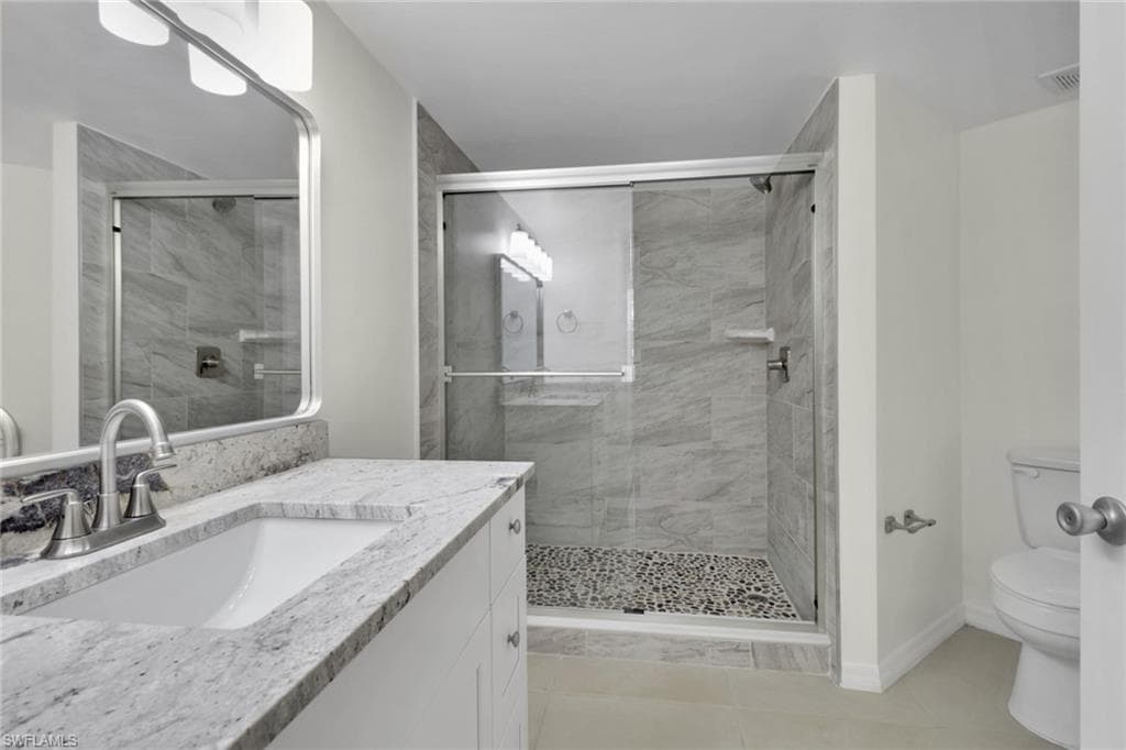 8635 River Homes LN # 107, BONITA SPRINGS FL 34135-18