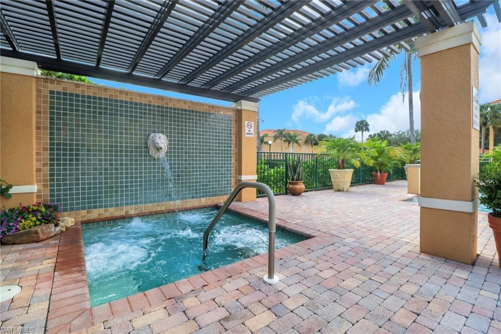 8635 River Homes LN # 107, BONITA SPRINGS FL 34135-28