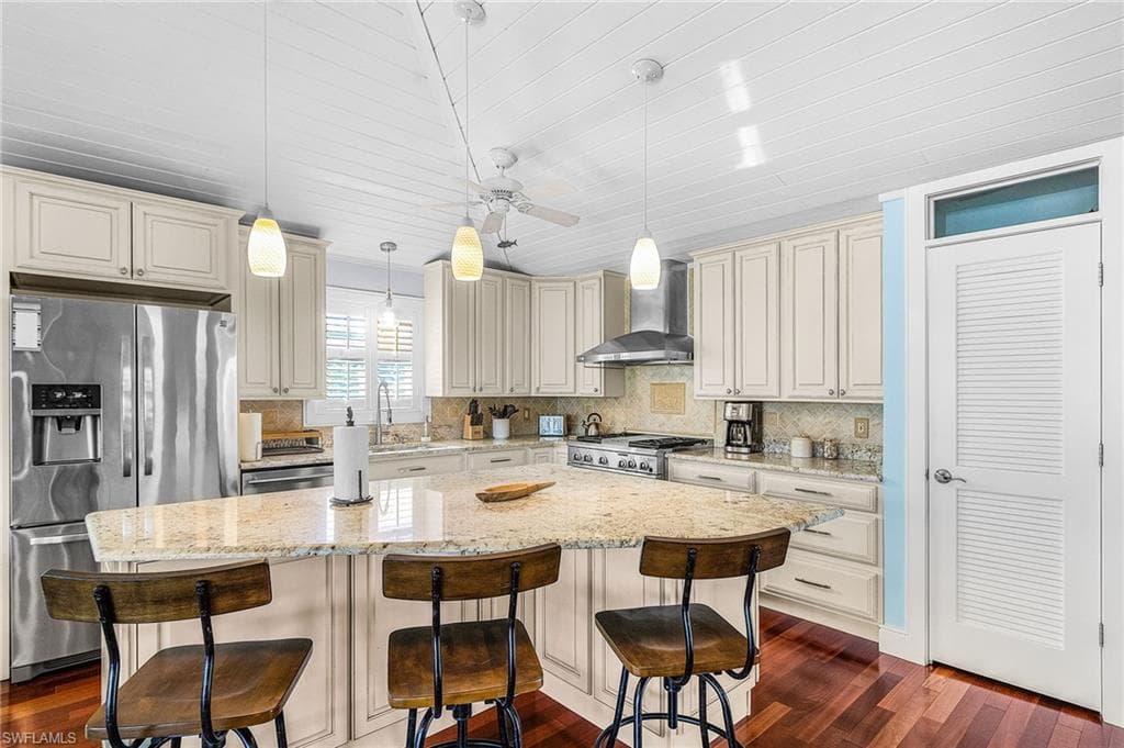 7711 Bocilla LN, BOKEELIA FL 33922-16
