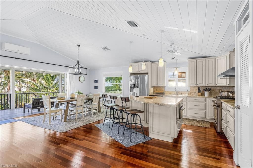 7711 Bocilla LN, BOKEELIA FL 33922-19