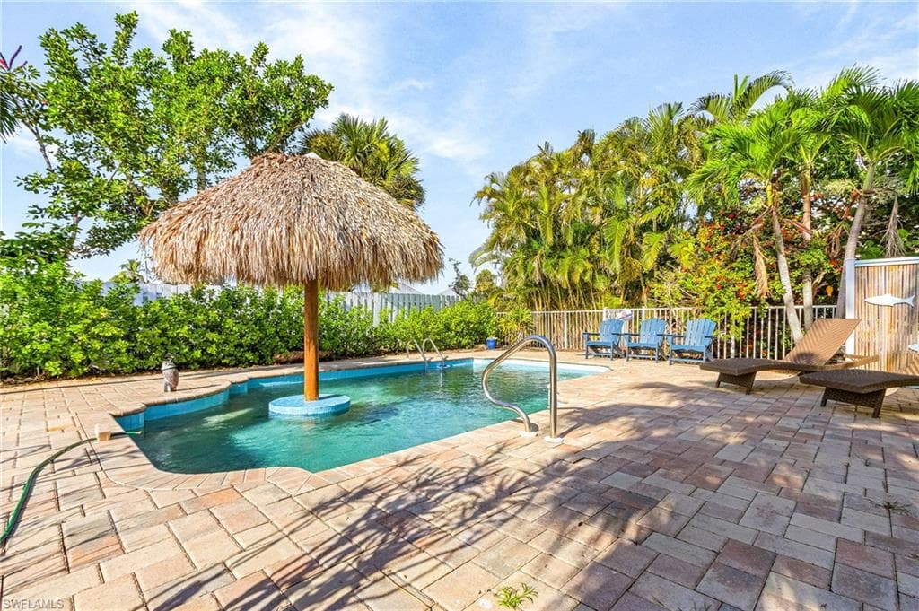 7711 Bocilla LN, BOKEELIA FL 33922-3