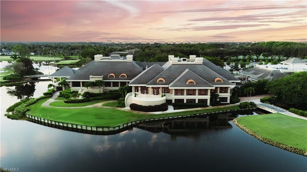 1633 CHINABERRY WAY, NAPLES FL 34105-31