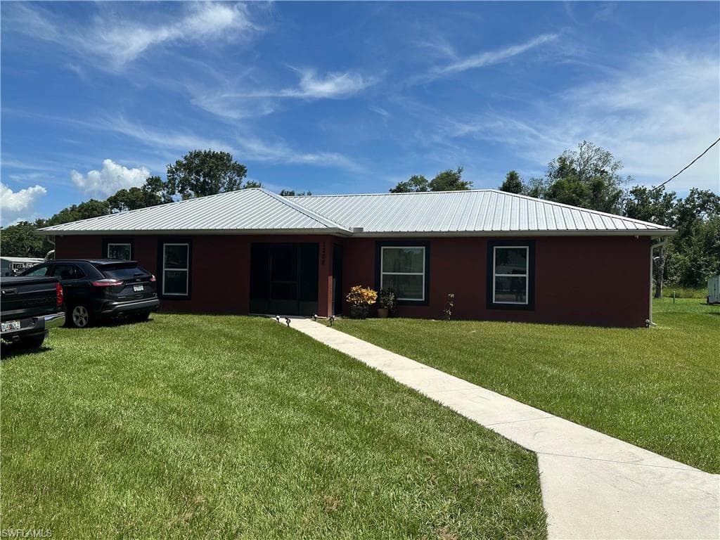 1208 E Maple ST, ARCADIA FL 34266-1