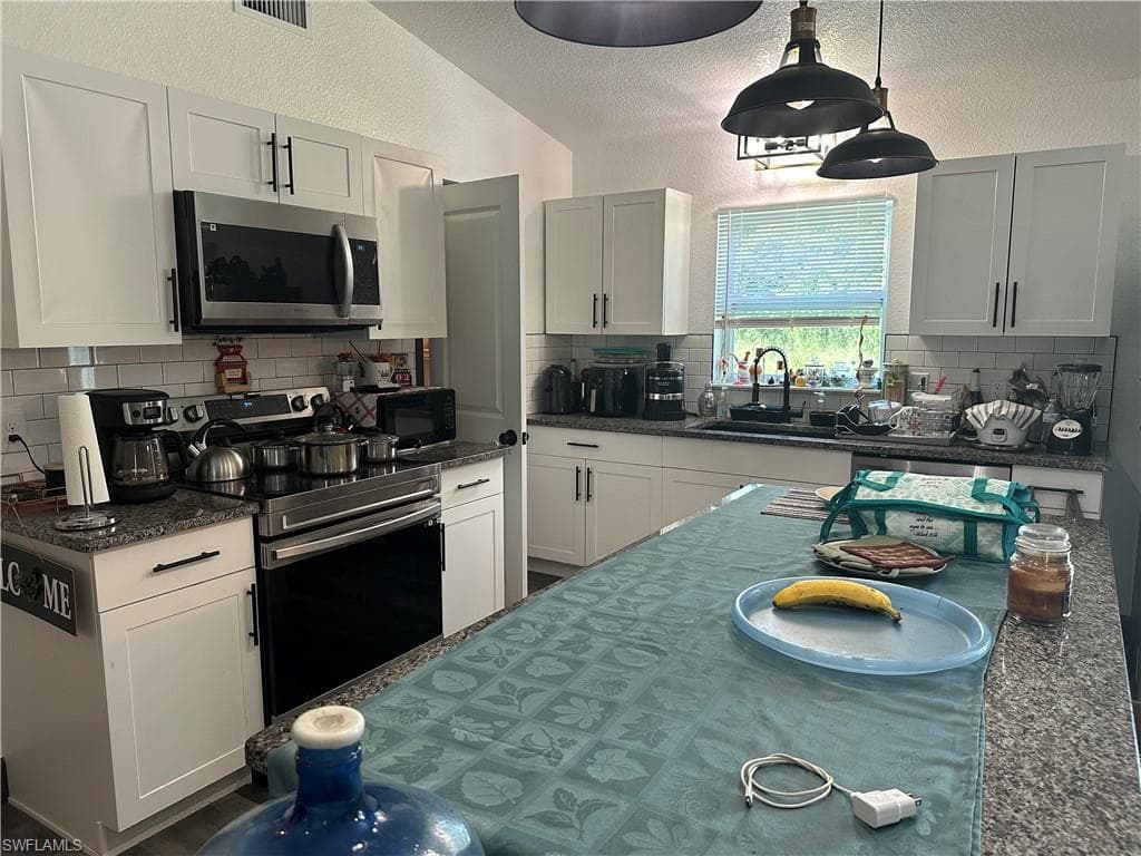 1208 E Maple ST, ARCADIA FL 34266-24