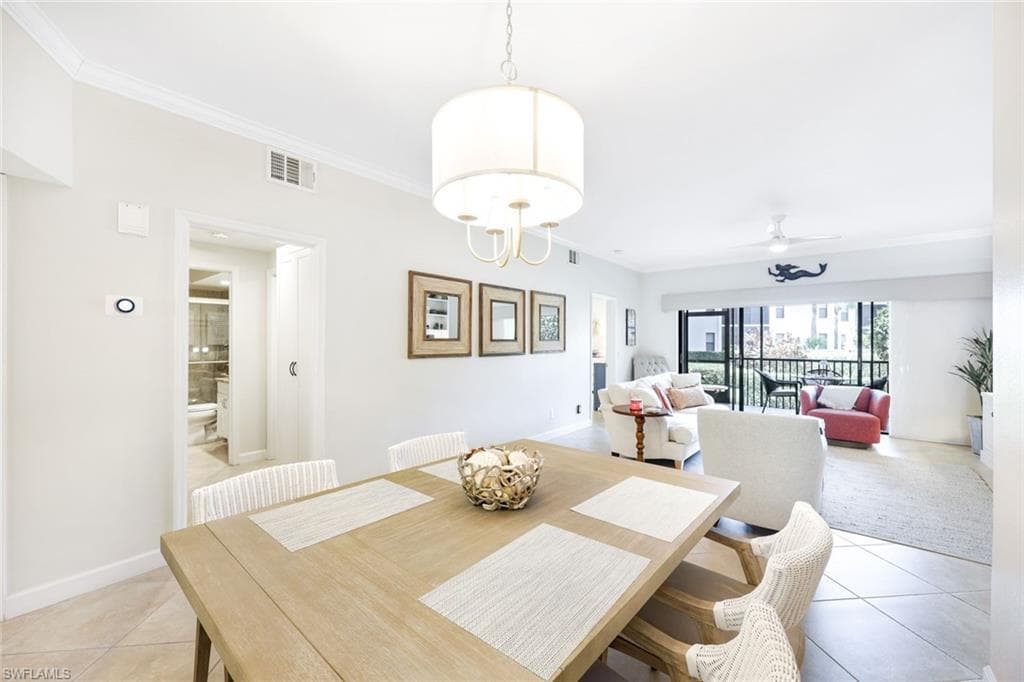 611 Serendipity DR # 611, NAPLES FL 34108-4