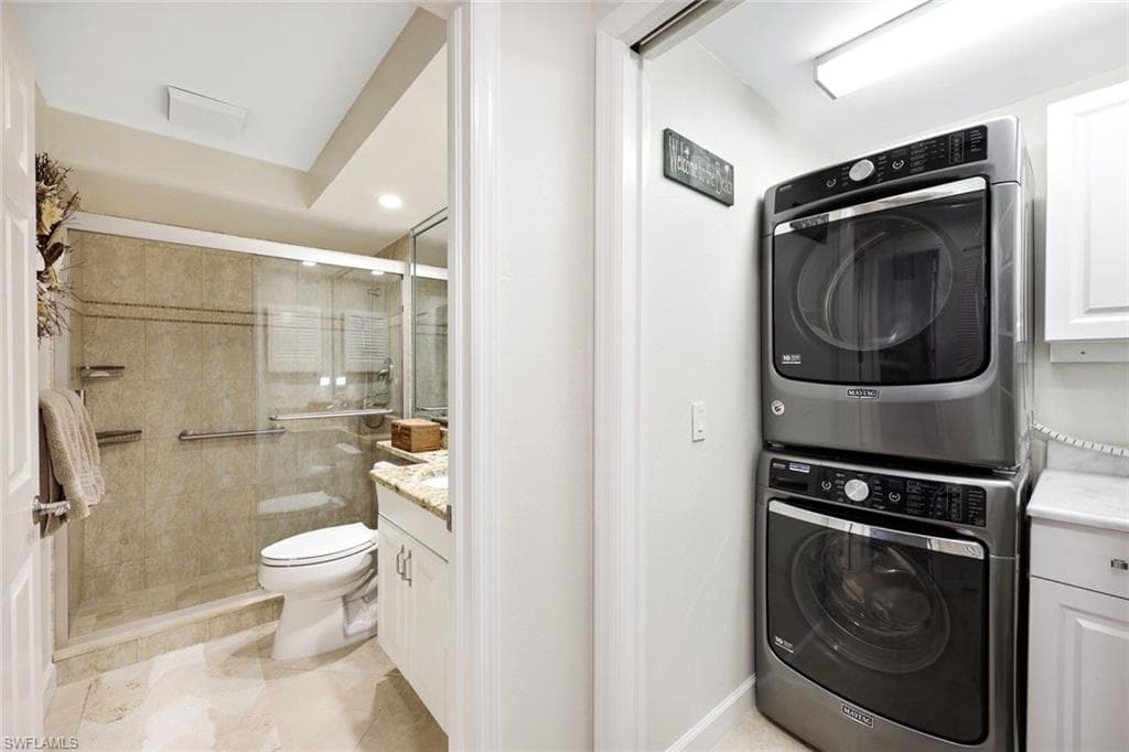 611 Serendipity DR # 611, NAPLES FL 34108-13