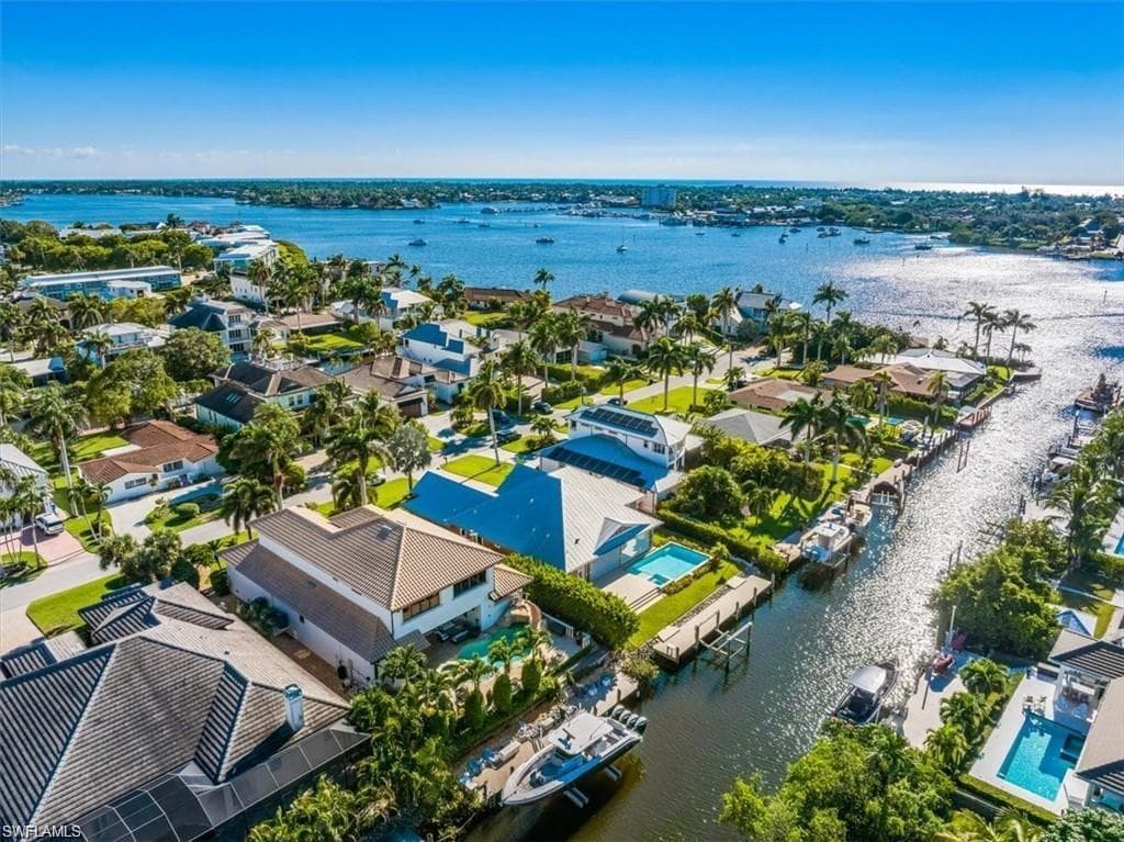 1435 Osprey AVE, NAPLES FL 34102-21