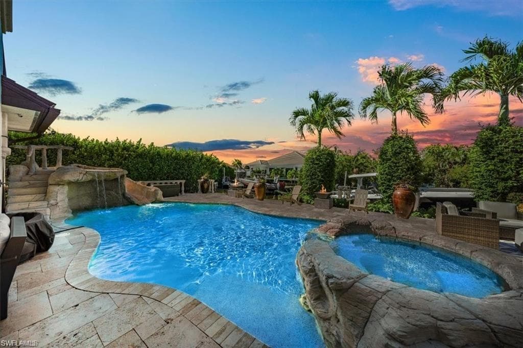 1435 Osprey AVE, NAPLES FL 34102-19