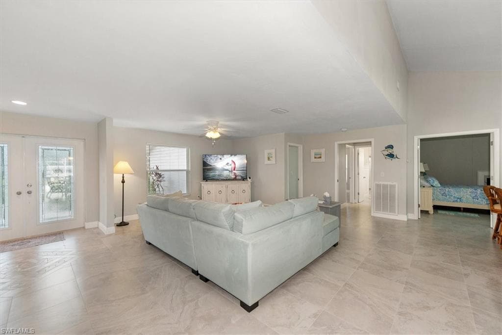 3418 SE 19th AVE, CAPE CORAL FL 33904-6