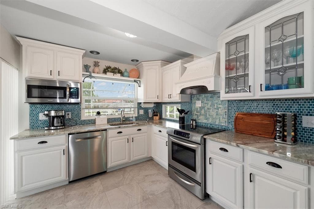 3418 SE 19th AVE, CAPE CORAL FL 33904-8
