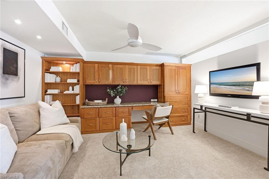 2400 Gulf Shore BLVD N 502-20