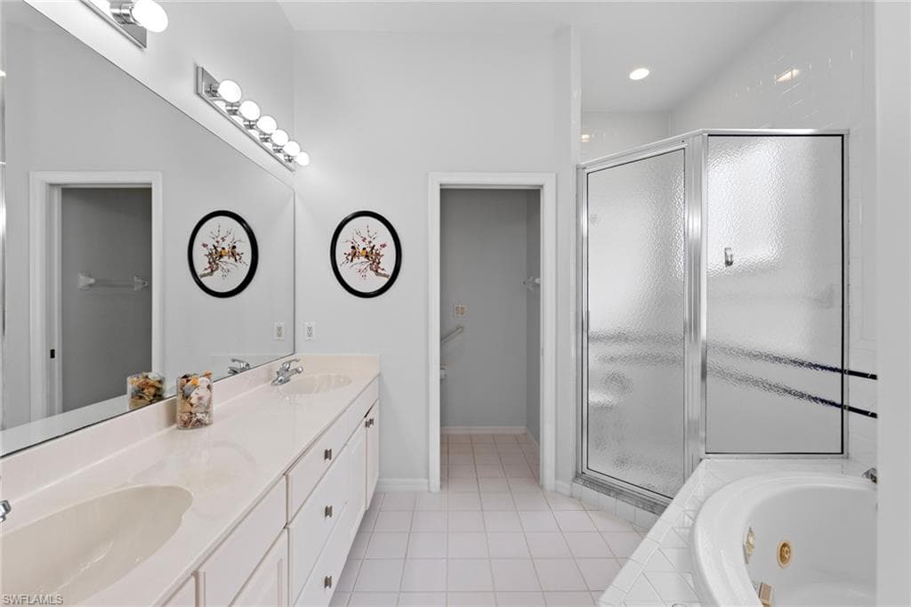 28448 Highgate DR, BONITA SPRINGS FL 34135-22