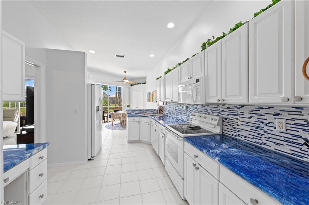 28448 Highgate DR, BONITA SPRINGS FL 34135-15