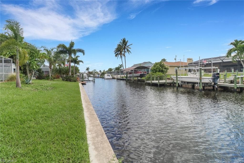 4625 Forest Glen DR, NORTH FORT MYERS FL 33903-31