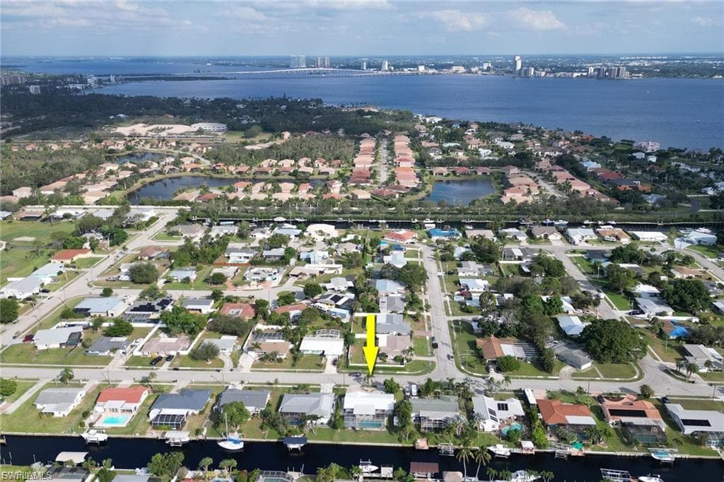 4625 Forest Glen DR, NORTH FORT MYERS FL 33903-34