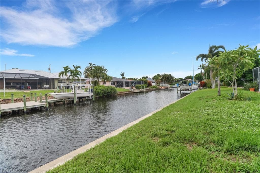 4625 Forest Glen DR, NORTH FORT MYERS FL 33903-30