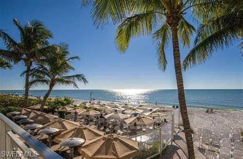 6954 Avalon CIR # 702, NAPLES FL 34112-31