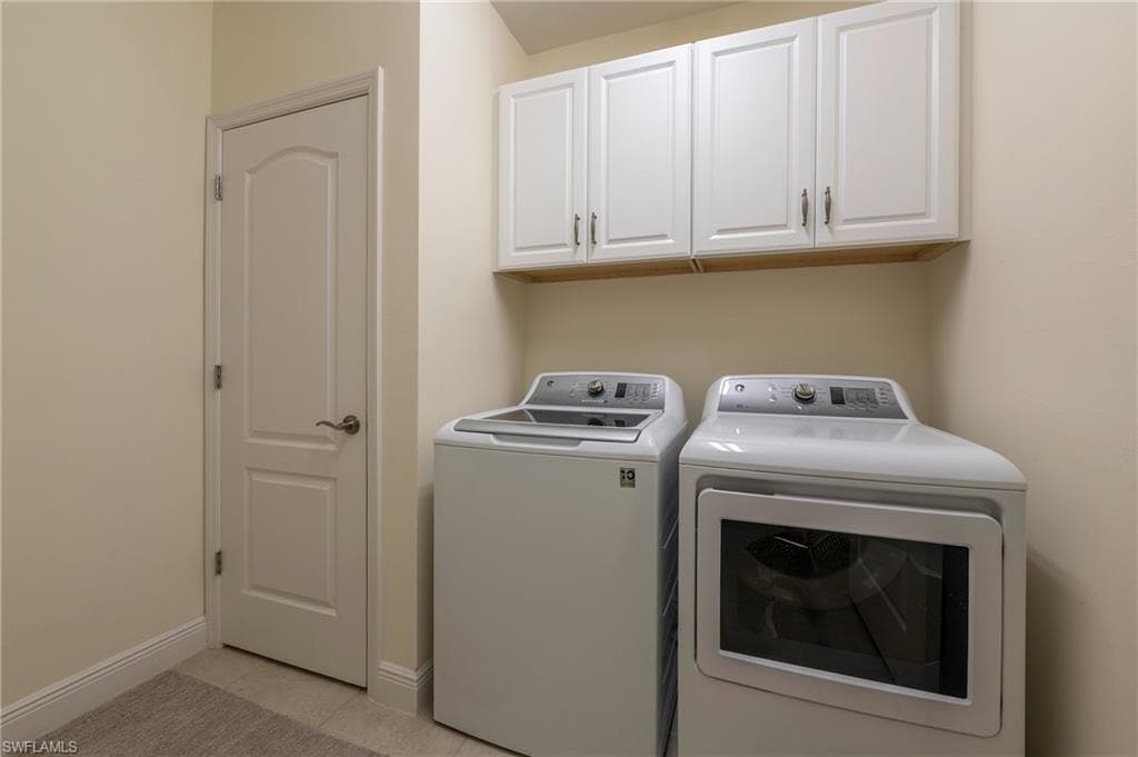 6954 Avalon CIR # 702, NAPLES FL 34112-10