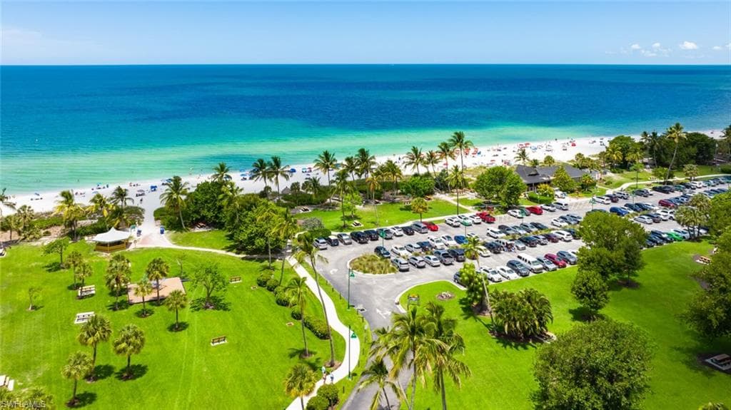 6954 Avalon CIR # 702, NAPLES FL 34112-30