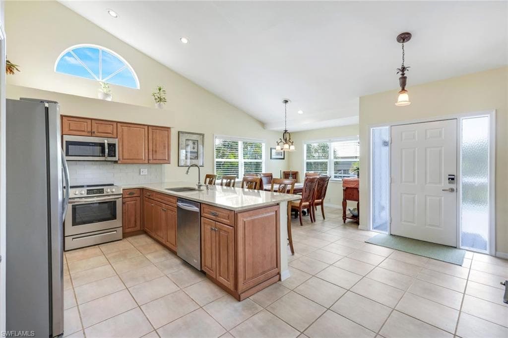 21580 Indian Bayou DR # 582, FORT MYERS BEACH FL 33931-11