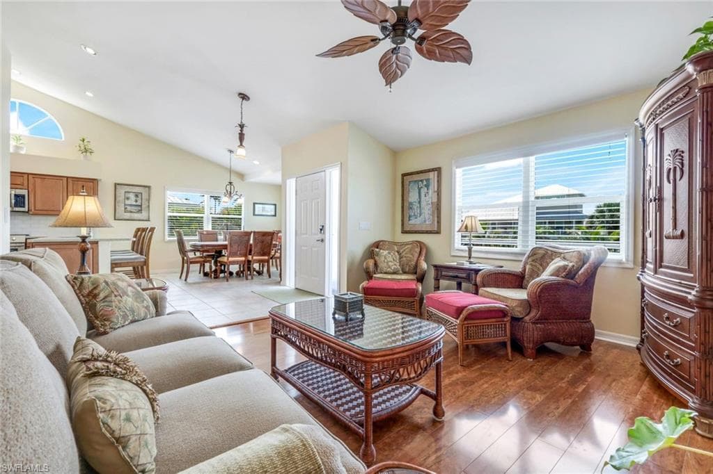 21580 Indian Bayou DR # 582, FORT MYERS BEACH FL 33931-4