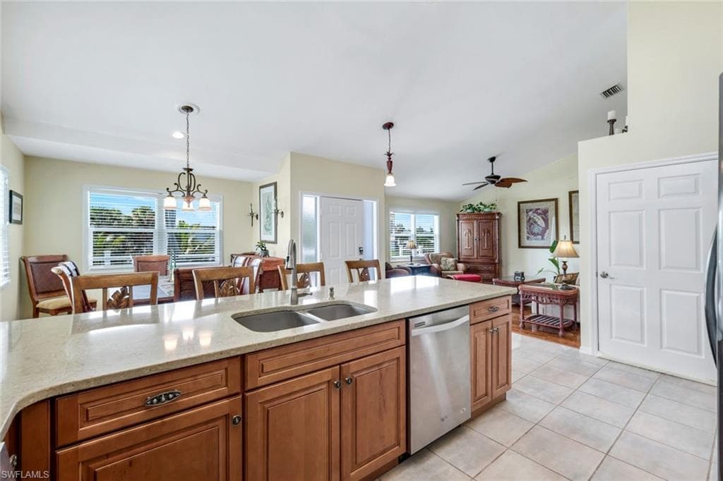 21580 Indian Bayou DR # 582, FORT MYERS BEACH FL 33931-8