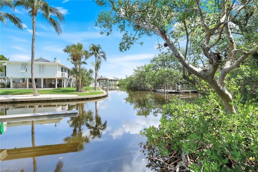 21580 Indian Bayou DR # 582, FORT MYERS BEACH FL 33931-32