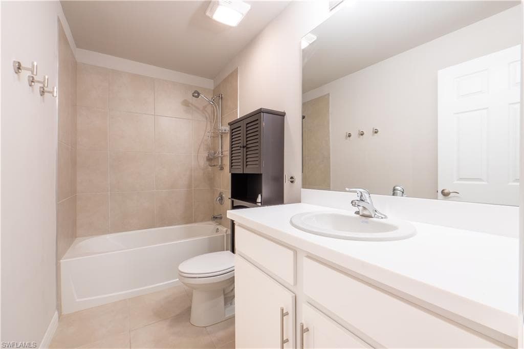 15091 Wildflower CIR, NAPLES FL 34119-10