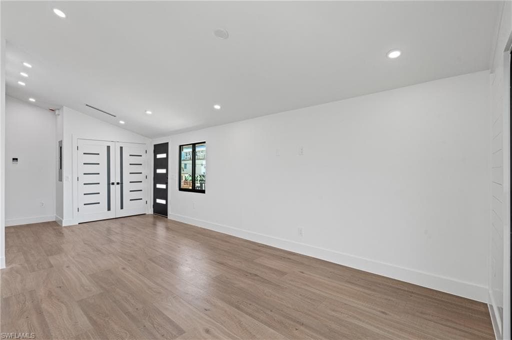 910 3rd ST, FORT MYERS BEACH FL 33931-36