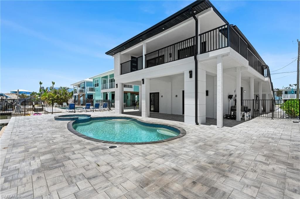 910 3rd ST, FORT MYERS BEACH FL 33931-7