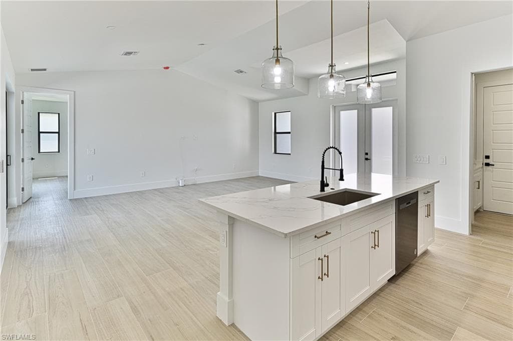 237 3rd ST, BONITA SPRINGS FL 34134-7