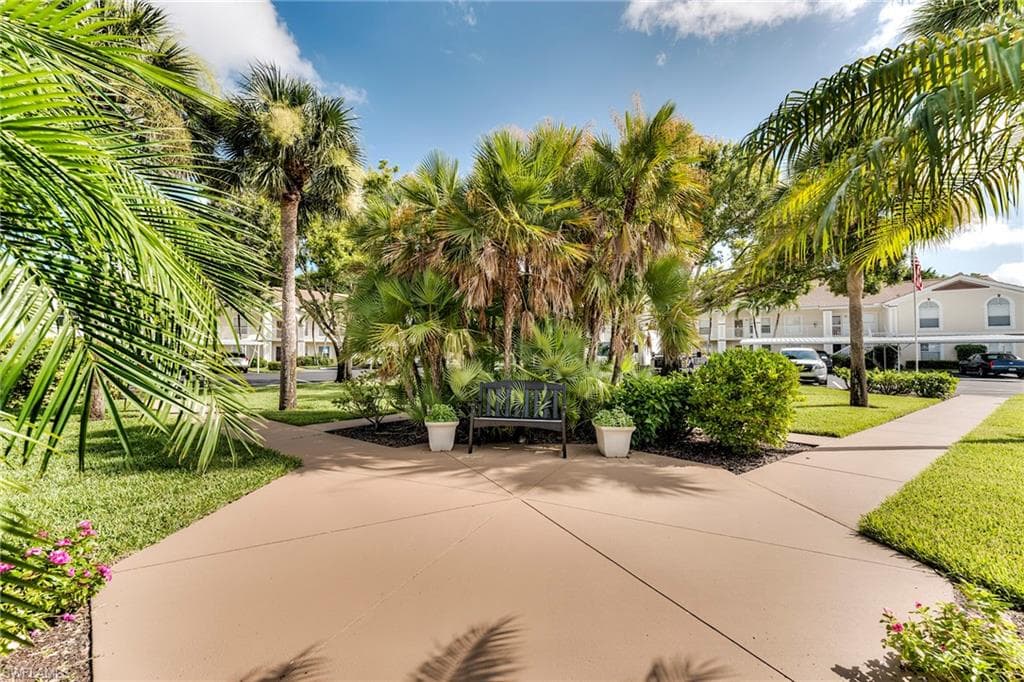 28770 Bermuda Bay WAY # 204, BONITA SPRINGS FL 34134-25