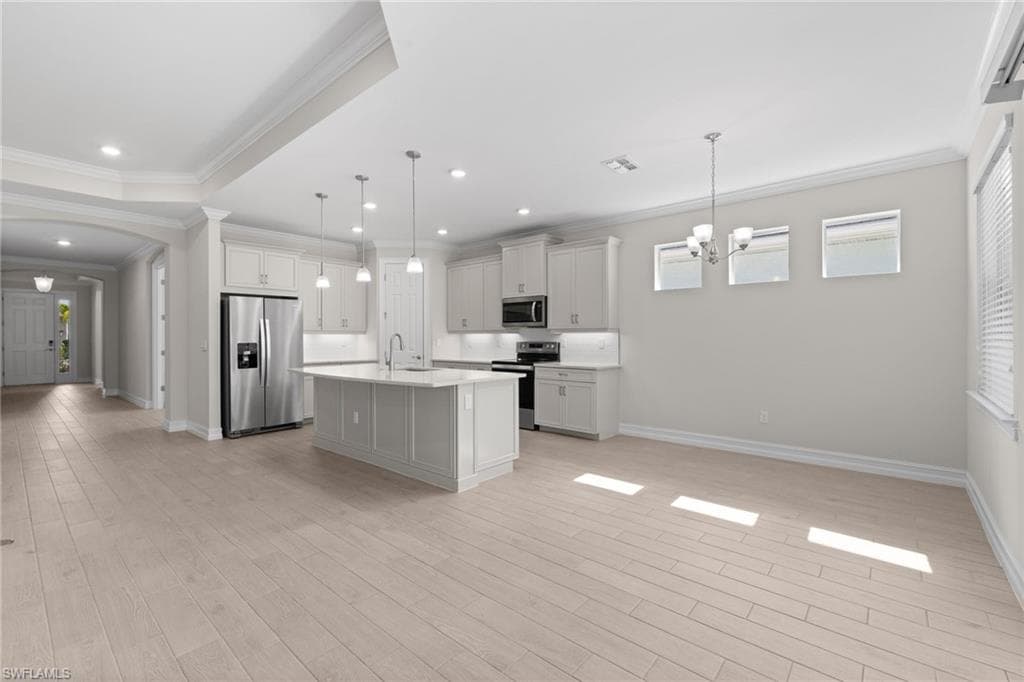 428 Polihale WAY, NAPLES FL 34114-8