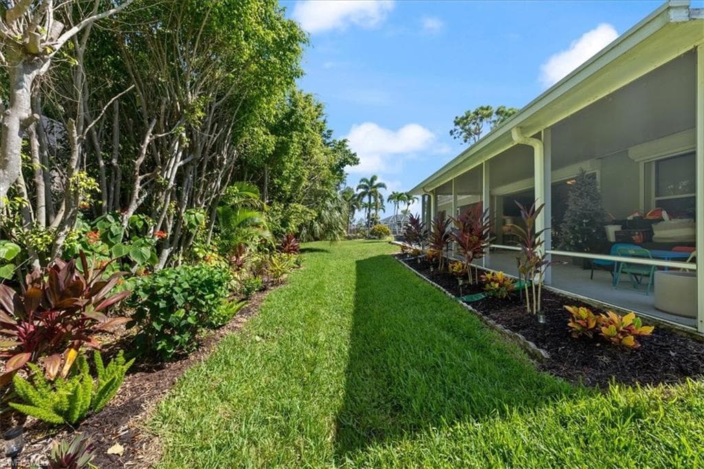 5485 Whitten DR # 119, NAPLES FL 34104-2