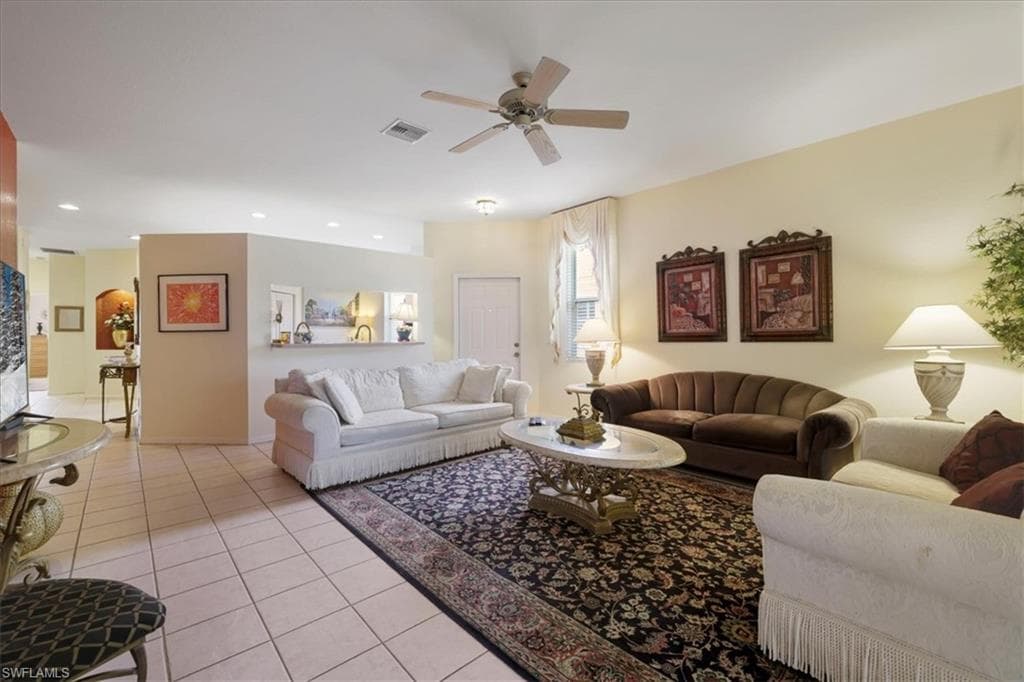 7685 Bay Lake DR, FORT MYERS FL 33907-25