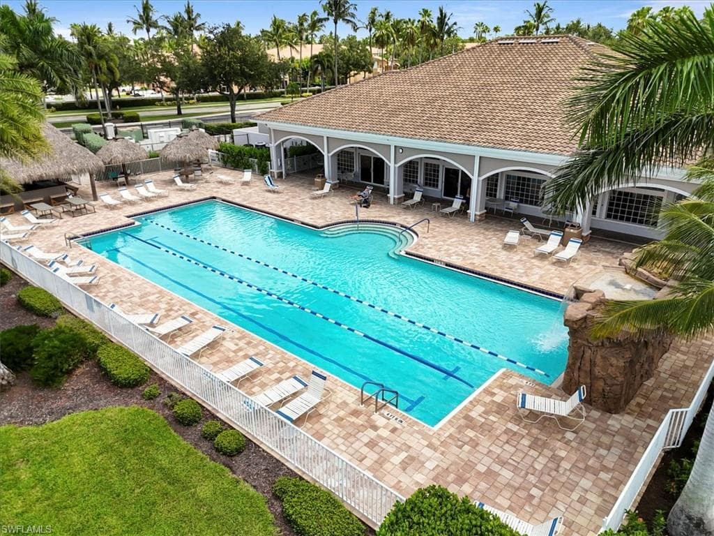 7685 Bay Lake DR, FORT MYERS FL 33907-36